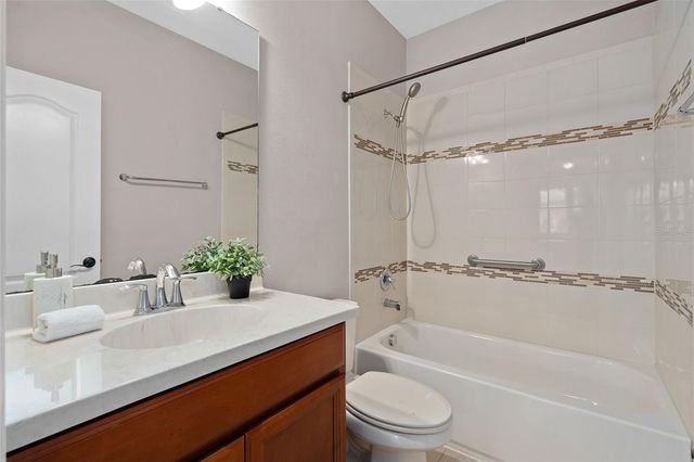 8467 LAUREATE BOULEVARD, Orlando, FL 32827