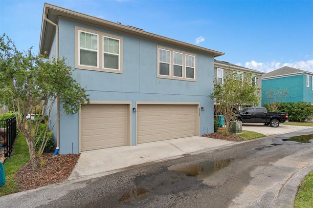 8467 LAUREATE BOULEVARD, Orlando, FL 32827