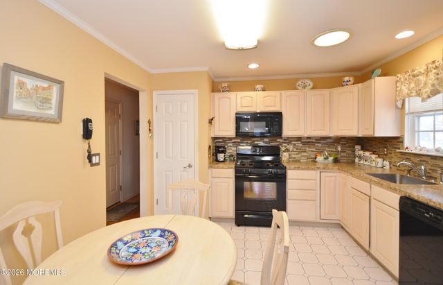 3253 Flagstone Court, Toms River, NJ 08755