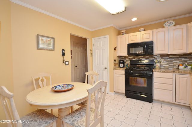 3253 Flagstone Court, Toms River, NJ 08755