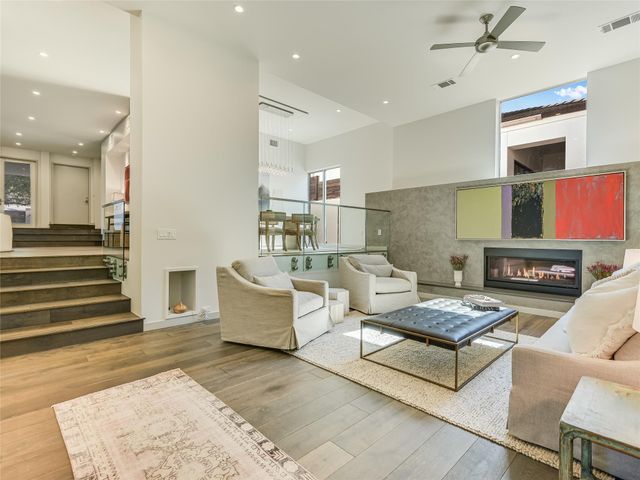 1107 W 31st ST, Austin, TX 78705