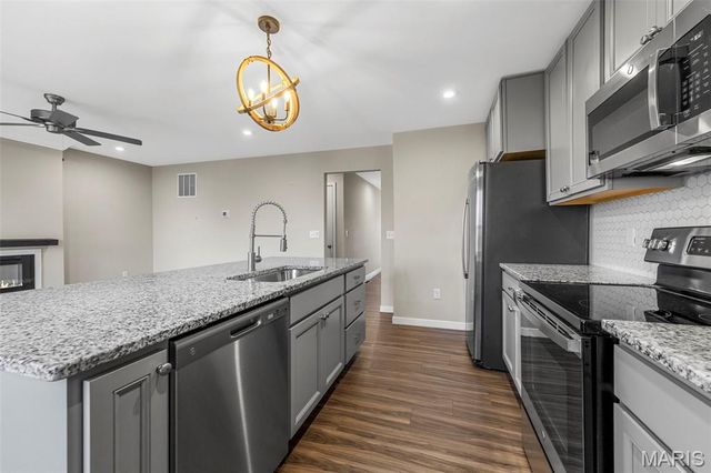 345 Newbridge Way, O'fallon, MO 63368