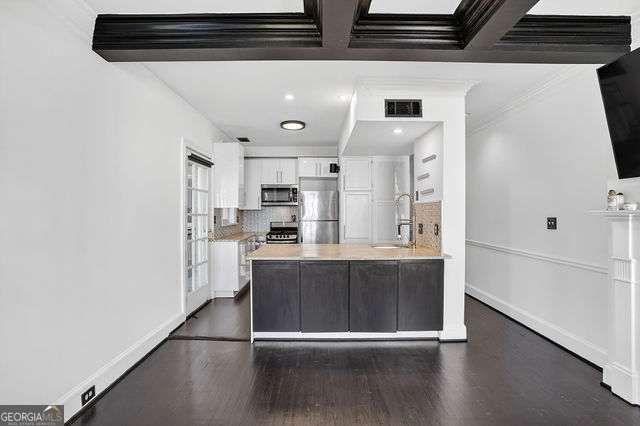 2840 Peachtree Road NW 408, Atlanta, GA 30305