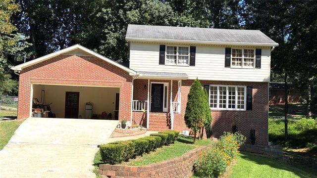 574 Hickory Hills Court, Stone Mountain, GA 30083