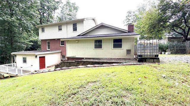 574 Hickory Hills Court, Stone Mountain, GA 30083