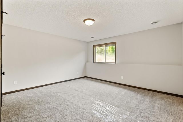 9972 14th Circle NE, Saint Michael, MN 55376