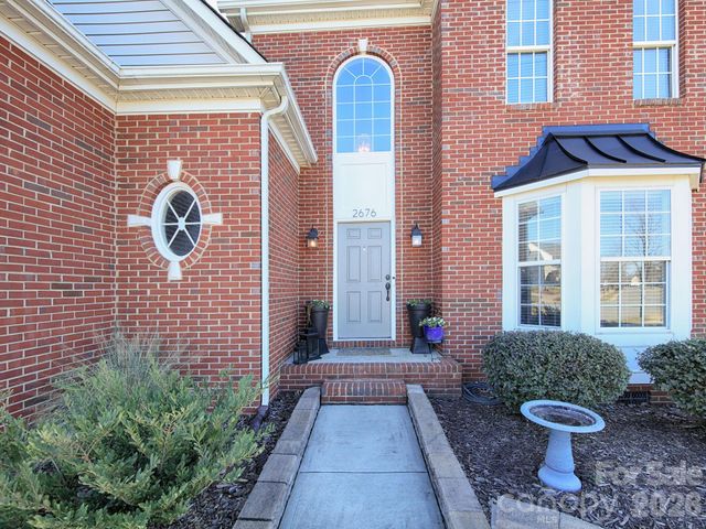 2676 Sunberry Lane NW, Concord, NC 28027