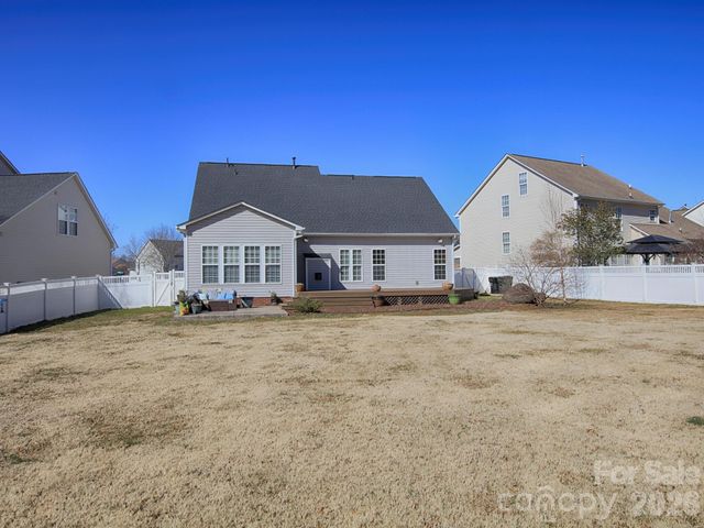 2676 Sunberry Lane NW, Concord, NC 28027