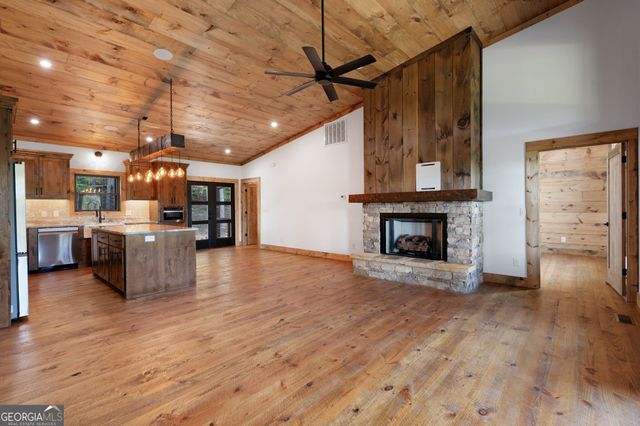 299 Greenfield Road, Morganton, GA 30560