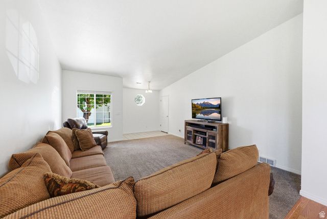 400 S MAIN ST, Kaysville, UT 84037