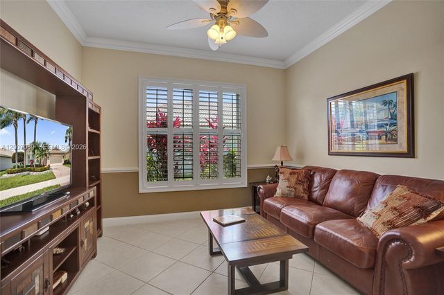 8257 La Jolla Vista Ln, Lake Worth, FL 33467