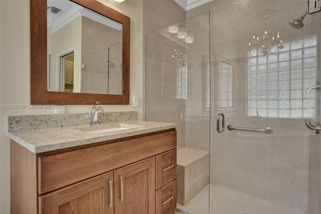 8257 La Jolla Vista Ln, Lake Worth, FL 33467
