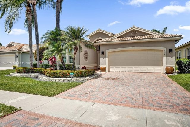 8257 La Jolla Vista Ln, Lake Worth, FL 33467