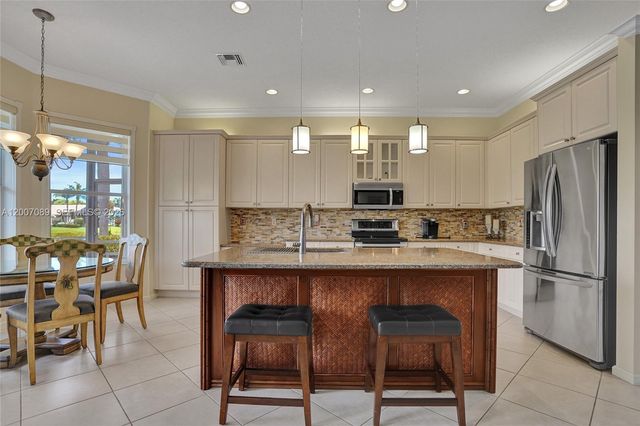 8257 La Jolla Vista Ln, Lake Worth, FL 33467