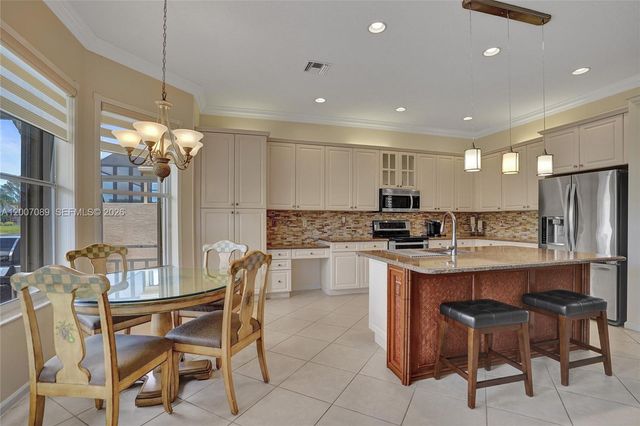 8257 La Jolla Vista Ln, Lake Worth, FL 33467