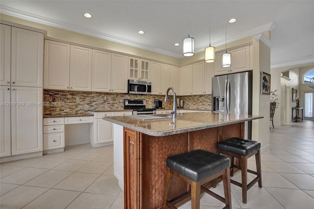 8257 La Jolla Vista Ln, Lake Worth, FL 33467