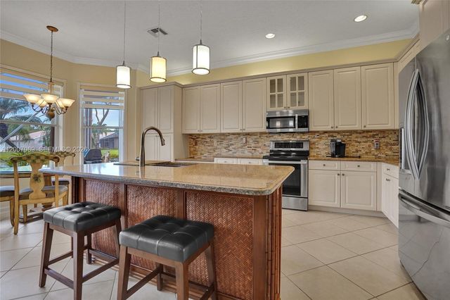 8257 La Jolla Vista Ln, Lake Worth, FL 33467