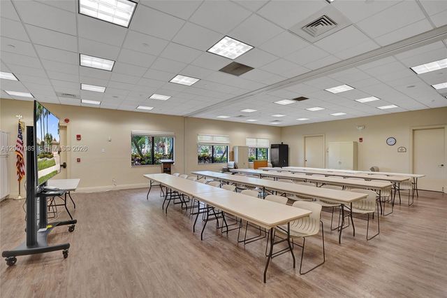 8257 La Jolla Vista Ln, Lake Worth, FL 33467