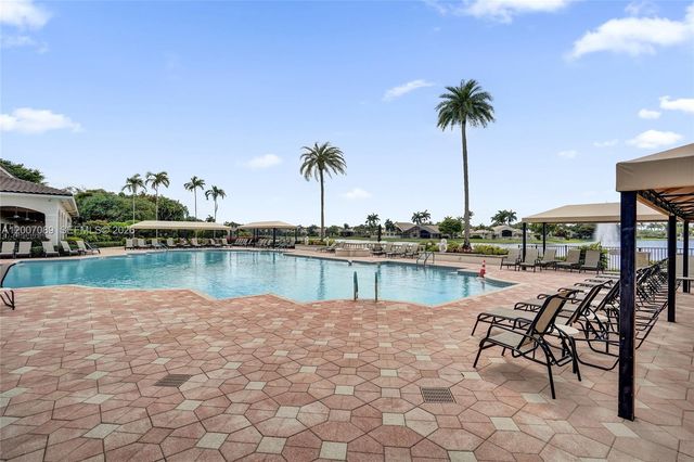 8257 La Jolla Vista Ln, Lake Worth, FL 33467