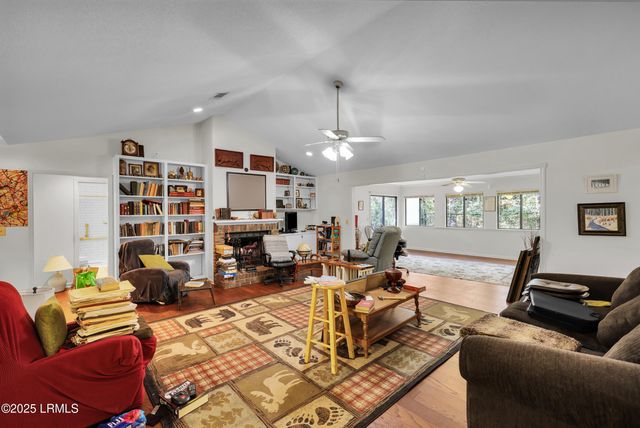 1 Pickens Street, Beaufort, SC 29907