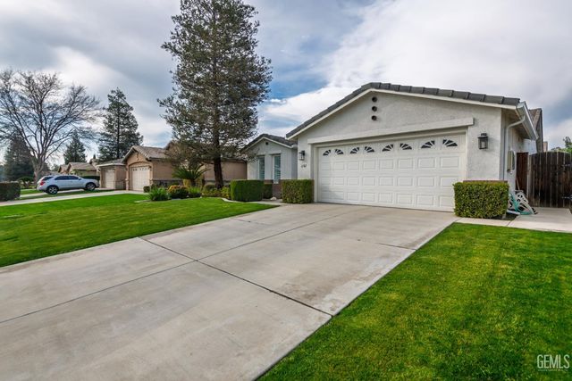 11512 Indian Hawthorne Street, Bakersfield, CA 93311