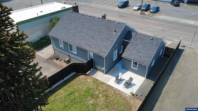 210 N First Av, Stayton, OR 97383