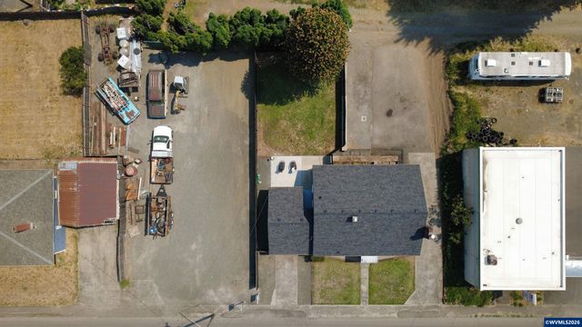 210 N First Av, Stayton, OR 97383