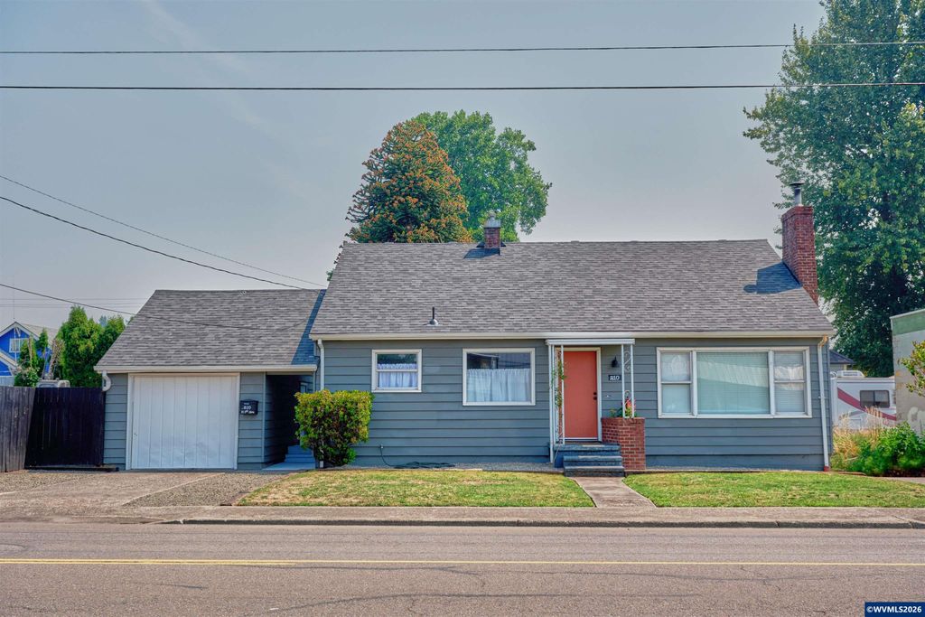 210 N First Av, Stayton, OR 97383