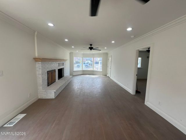 1832 H Street, Sparks, NV 89431