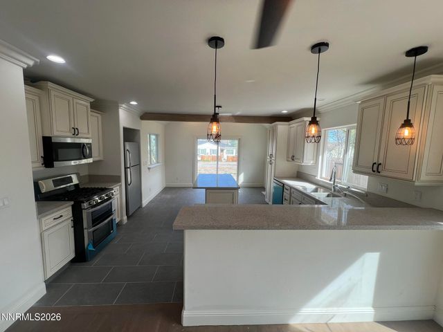 1832 H Street, Sparks, NV 89431