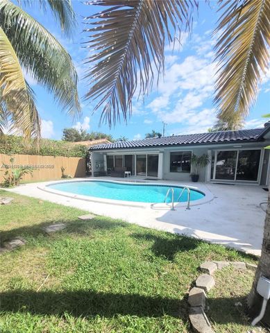 13140 Coronado Dr, North Miami, FL 33181