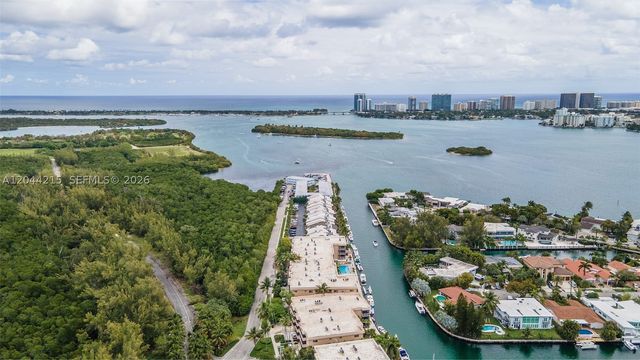 13140 Coronado Dr, North Miami, FL 33181