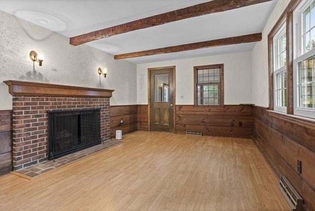 21 Flagg Rd, Westford, MA 01886