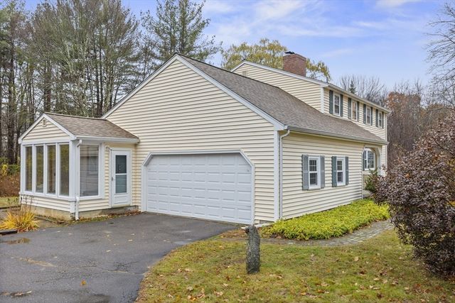 21 Flagg Rd, Westford, MA 01886