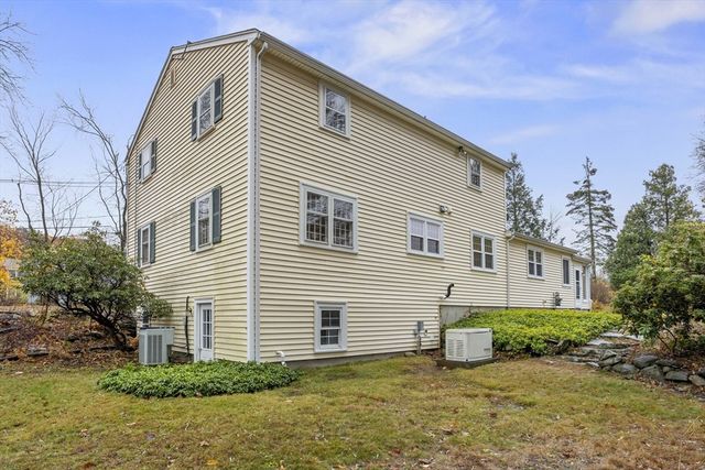 21 Flagg Rd, Westford, MA 01886