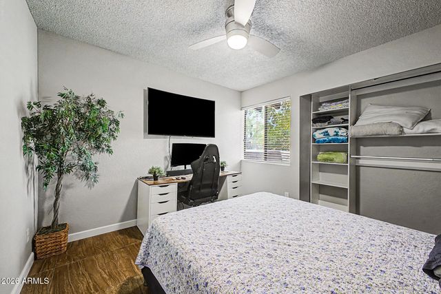 5757 W EUGIE Avenue 2098, Glendale, AZ 85304