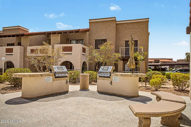 5757 W EUGIE Avenue 2098, Glendale, AZ 85304