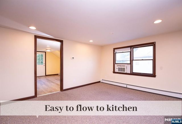54 Glen Avenue 2nd Floor, Midland Park, NJ 07432