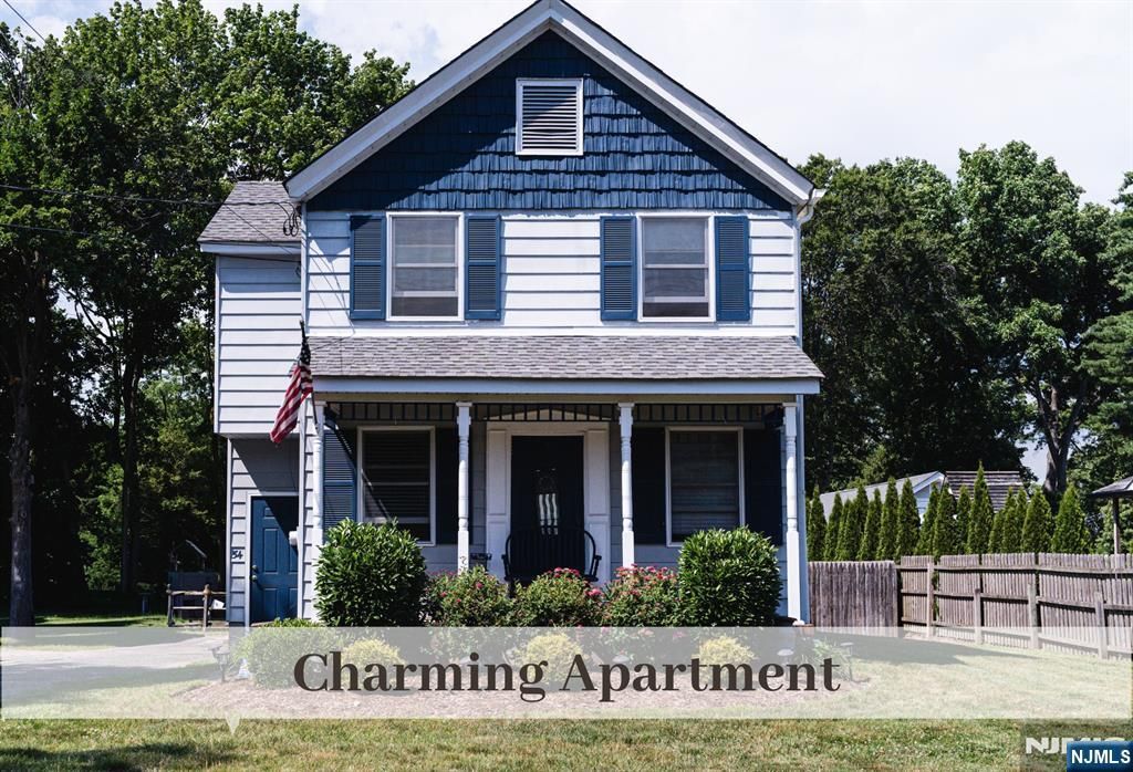 54 Glen Avenue 2nd Floor, Midland Park, NJ 07432