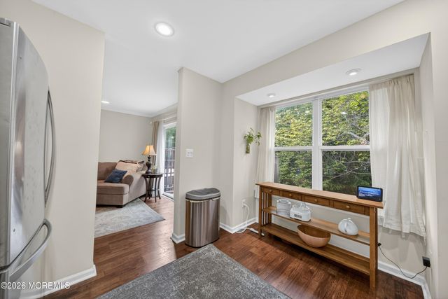 33 Heron Court, Manalapan, NJ 07726