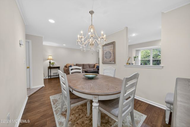 33 Heron Court, Manalapan, NJ 07726
