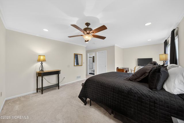 33 Heron Court, Manalapan, NJ 07726