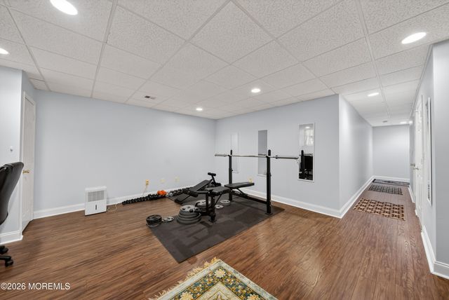 33 Heron Court, Manalapan, NJ 07726