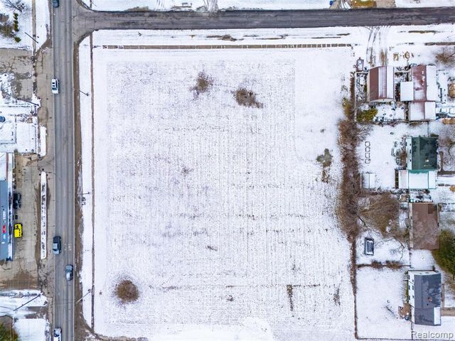 4500 N Michigan Avenue, Saginaw, MI 48604