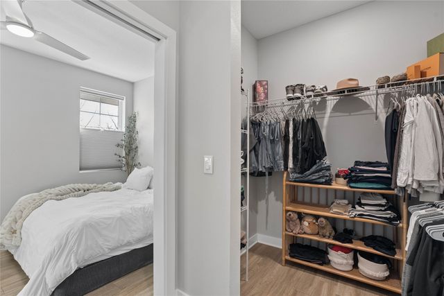 400 SW 7th Street 104, Des Moines, IA 50309