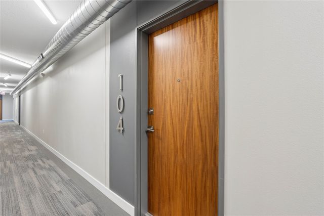 400 SW 7th Street 104, Des Moines, IA 50309