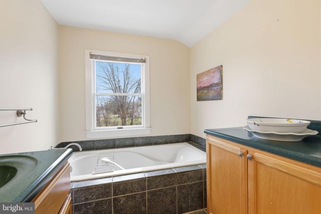 2293 MEETINGHOUSE RD, Jamison, PA 18929