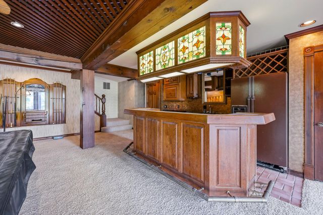 2552 S Skyline Drive, Springfield, MO 65804