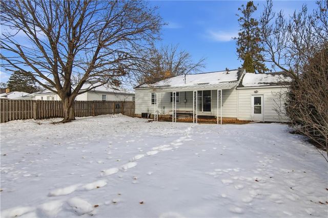 1709 Hopkins Avenue, Eau Claire, WI 54701