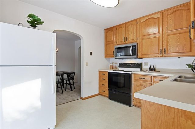 1709 Hopkins Avenue, Eau Claire, WI 54701